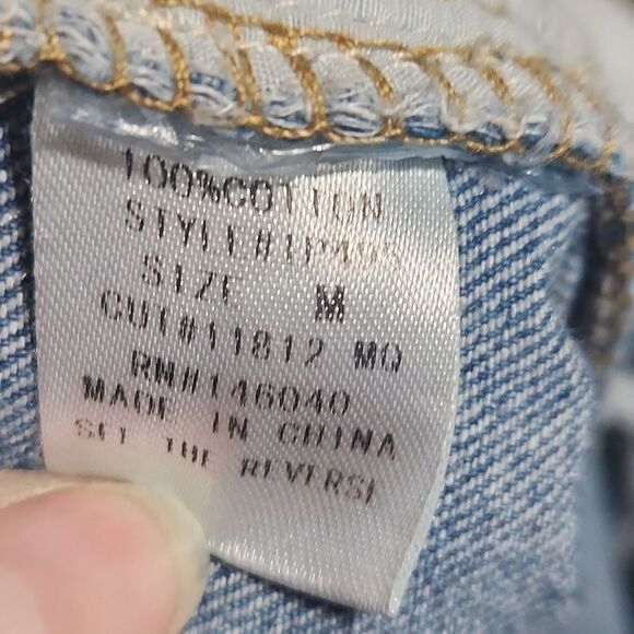 Fashion Nova Super Distressed Raw Hem High Waisted Cropped Med Blue Jeans - Picture 6 of 8